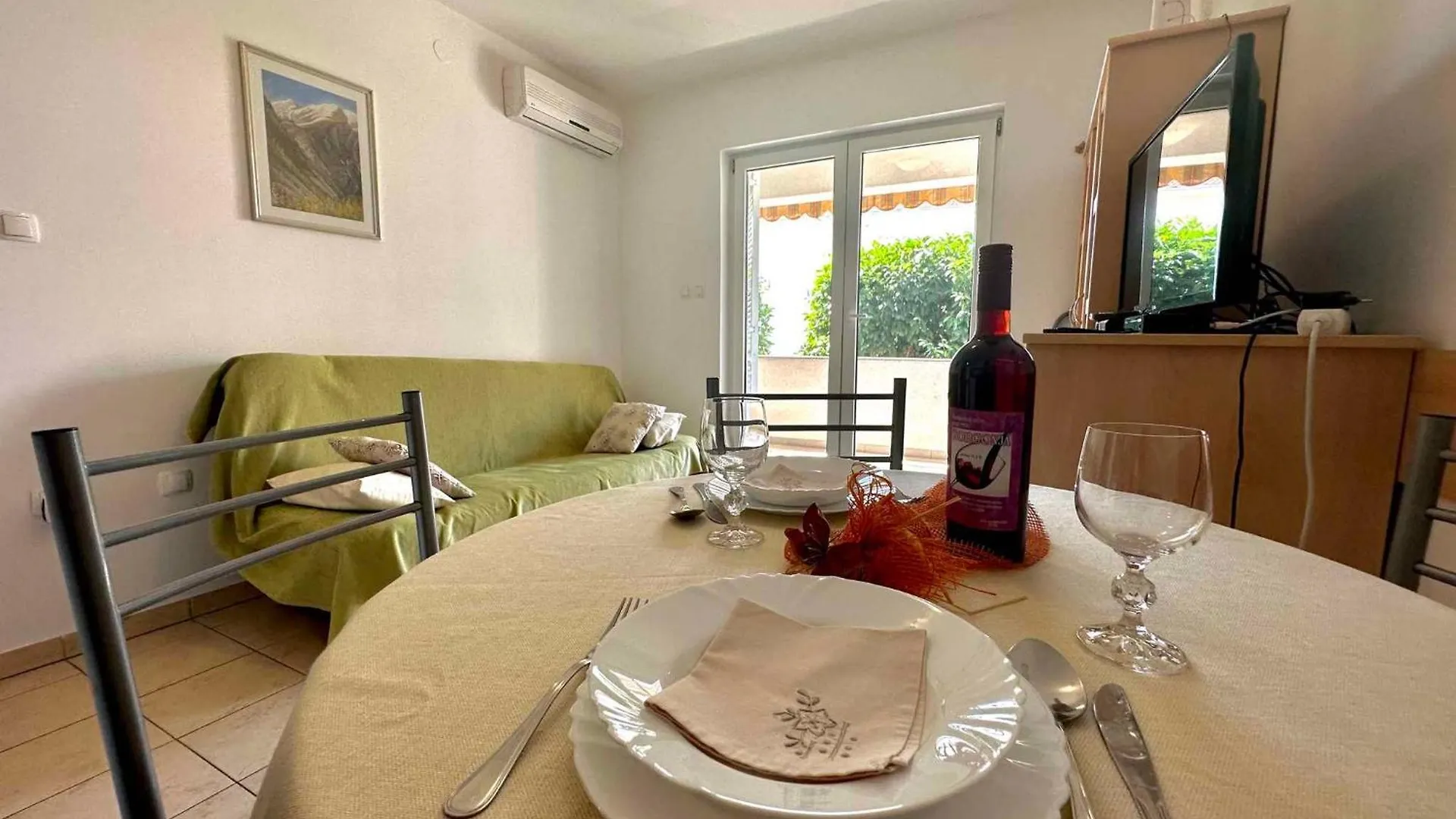 Apartment In Dramalj 45736